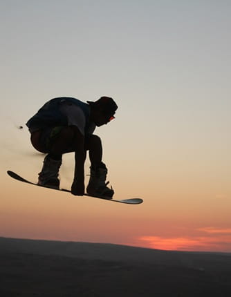 Sandboard désert marocain